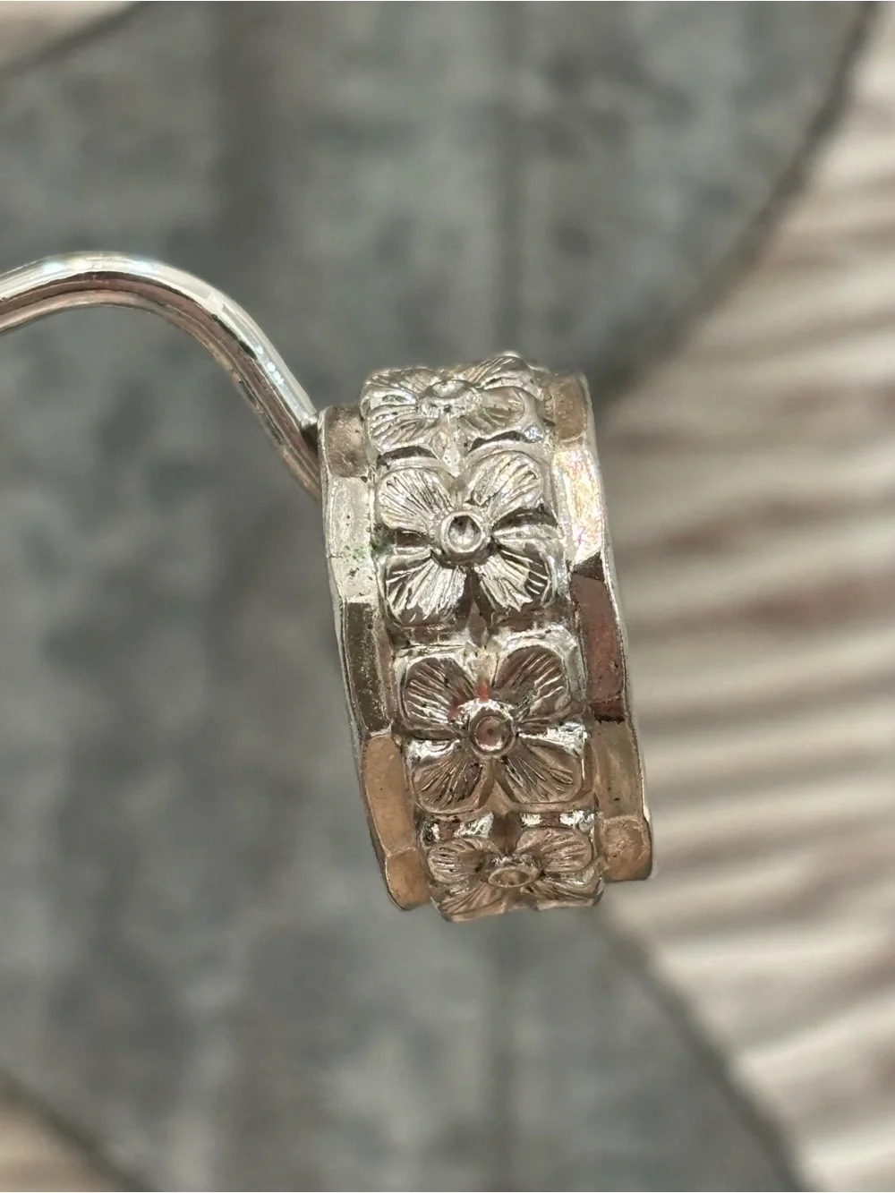 Floral Band Bohemian Vibe Silver Ring